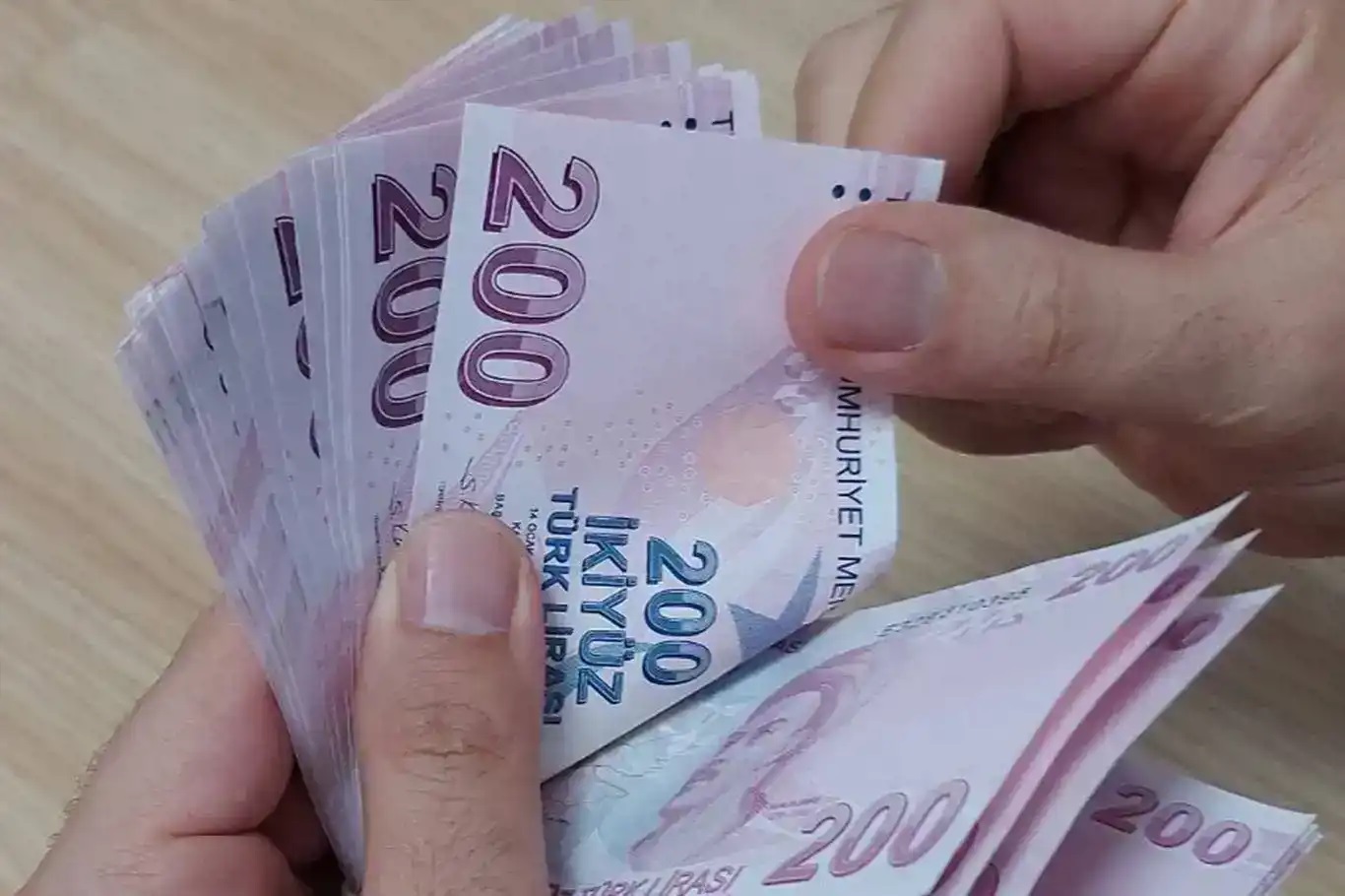 En düşük emekli aylığını da artıran kanun TBMM'de kabul edildi