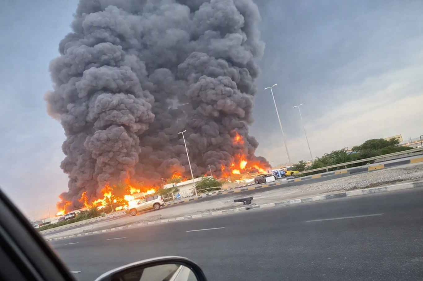 Ensarullah'tan Suudi rejimine misilleme: Cizan ve Yanbu'da hedefler vuruldu