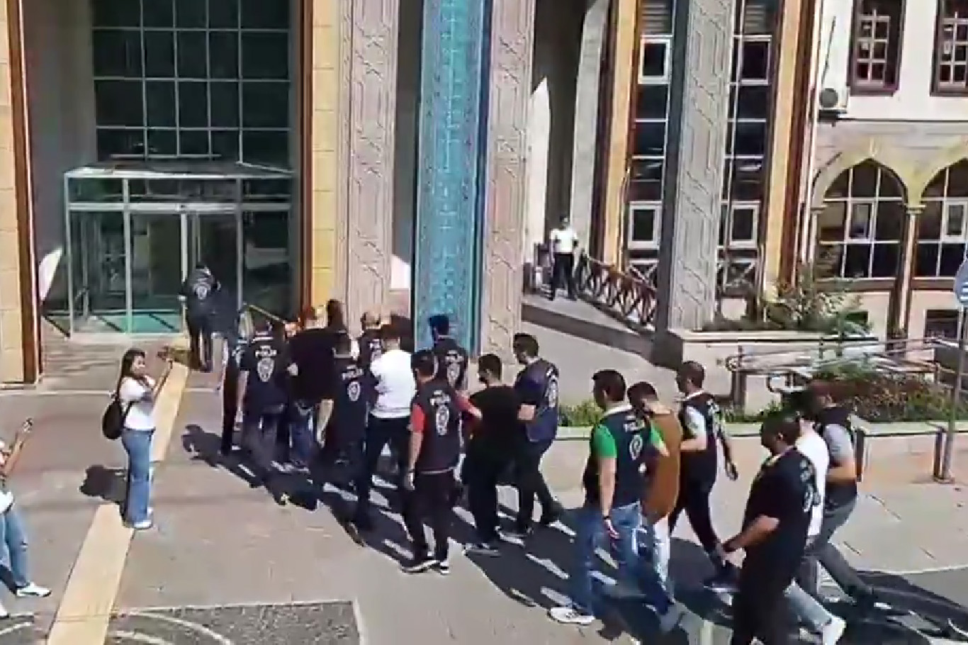 Amasya'da siber dolandırıcılık operasyonunda 14 şüpheli tutuklandı