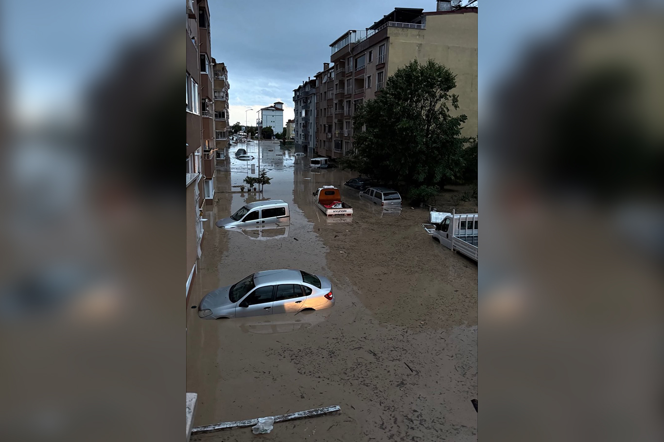 Kastamonu'da şiddetli sağanak sele dönüştü