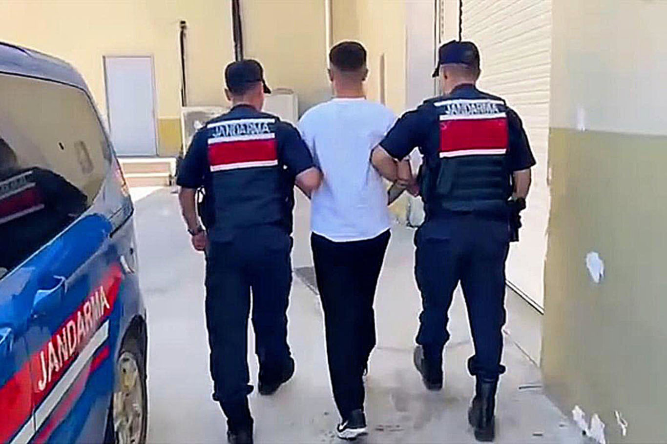 Gaziantep'te 14 yıl 7 ay hapis cezasıyla aranan hükümlü yakalandı