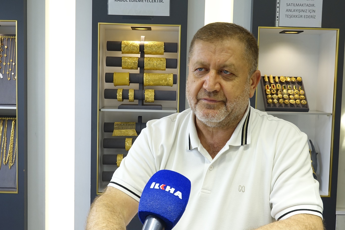 Kuyumcular: Altındaki gerileme piyasada nakit sıkışıklığını artırdı