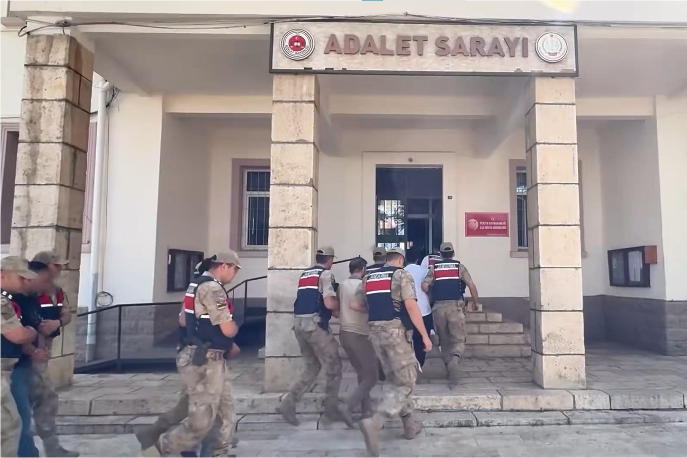 28 ilde bahis ve dolandırıcılık operasyonu: 206 şüpheli yakalandı
