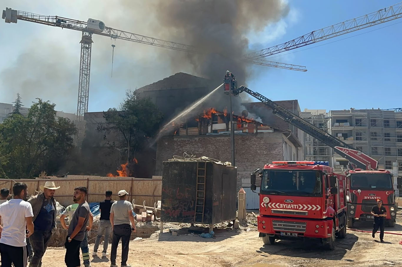 Malatya'da müstakil evde korkutan yangın