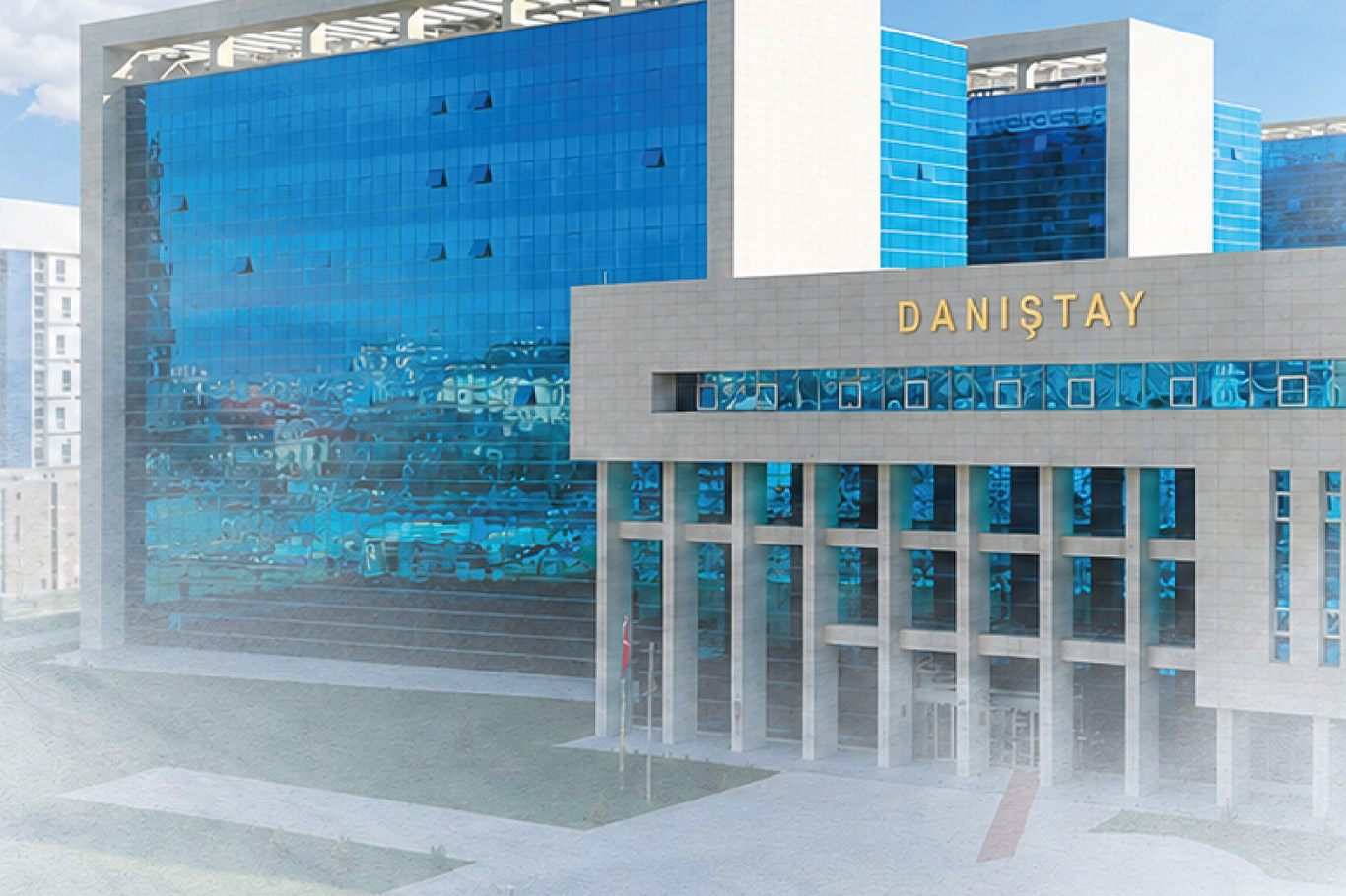 Danıştay’dan öğretmenlerin yer değiştirmelerine ilişkin kısmi yürütmeyi durdurma kararı