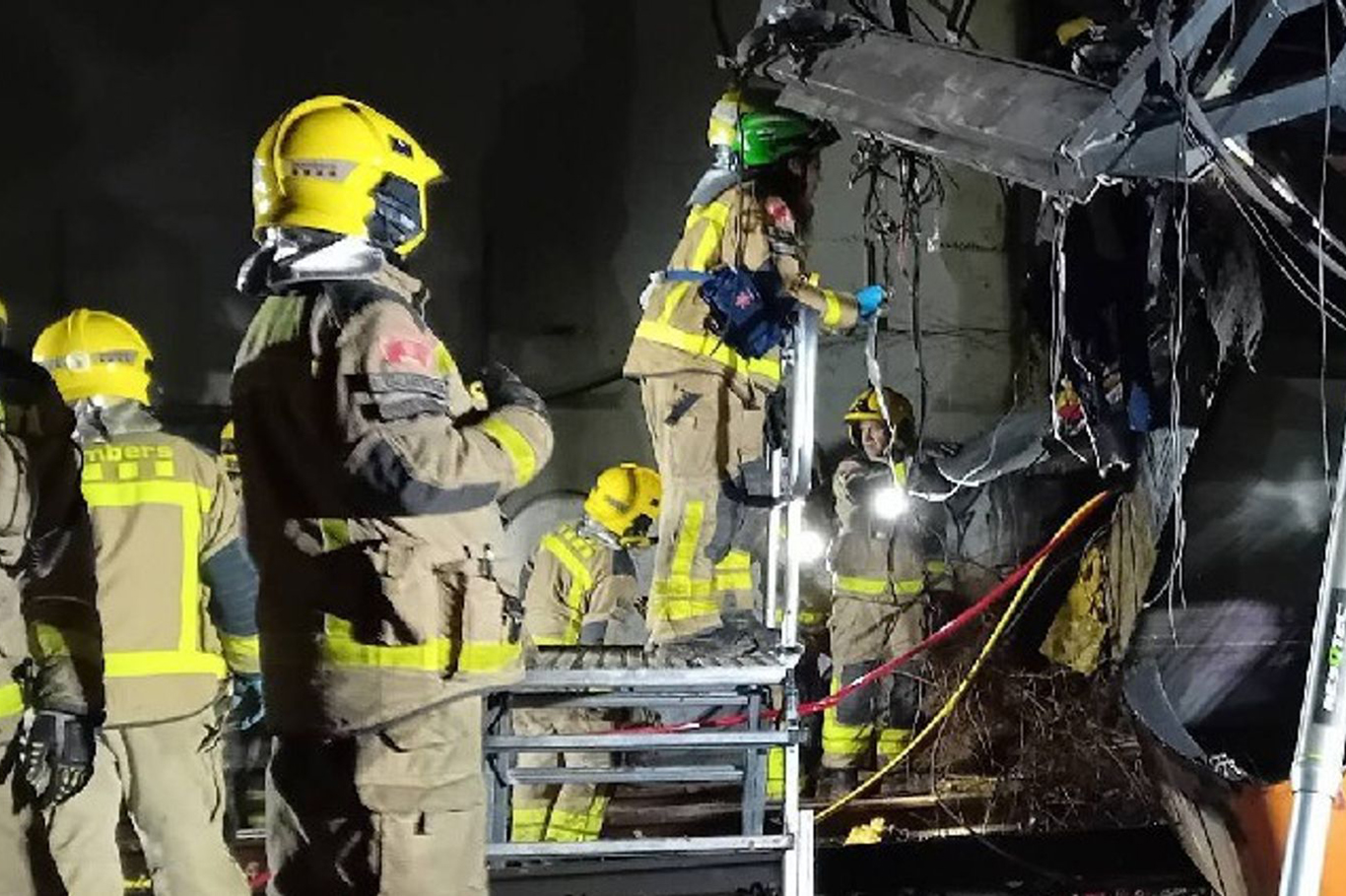 Barcelona metrosunda yangın: Dumandan etkilenen 39 kişi hastaneye kaldırıldı