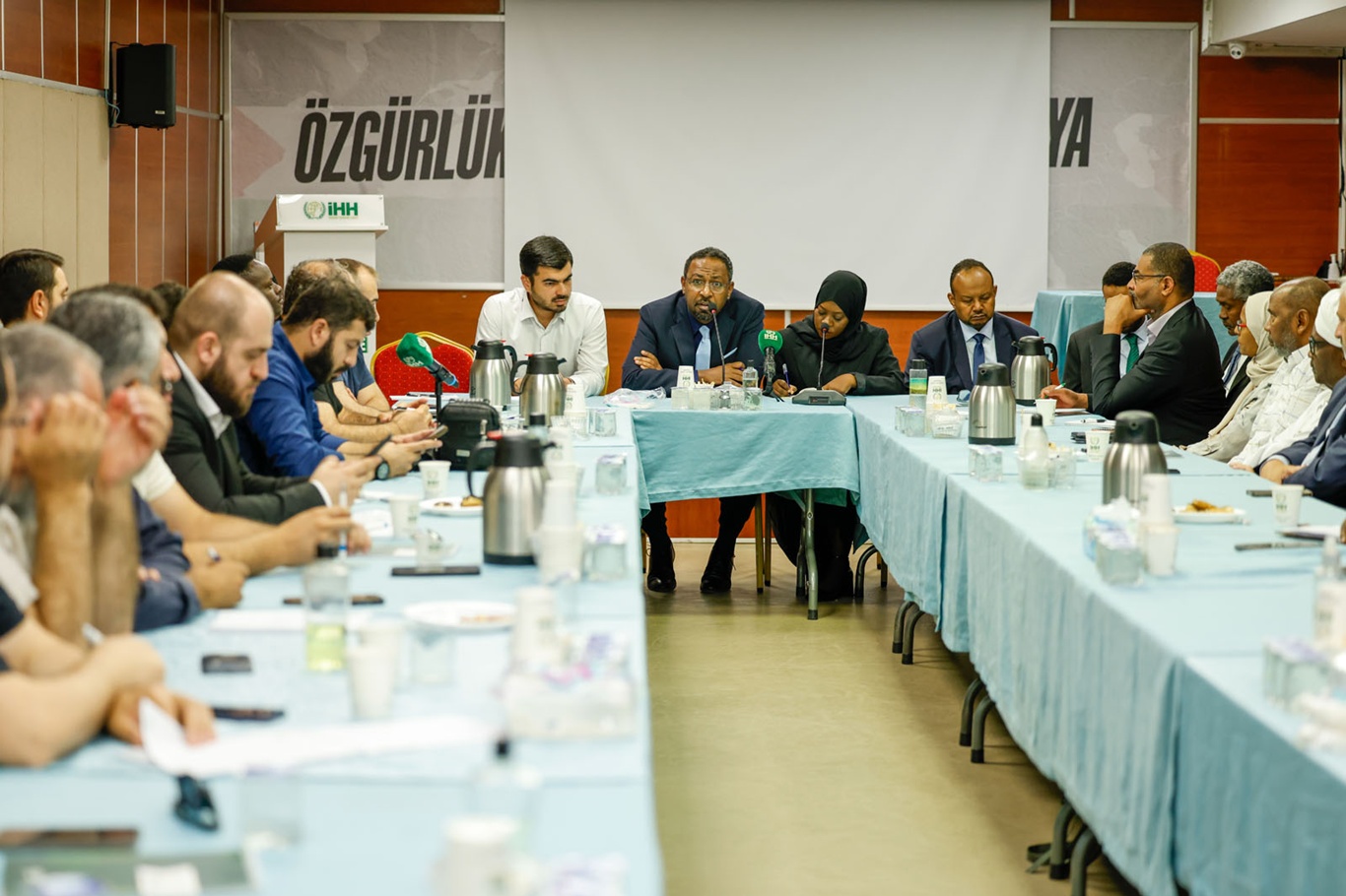 Sudanlı yetkililer, Türkiye'de STK temsilcilerine ülkelerindeki son durumu anlattı