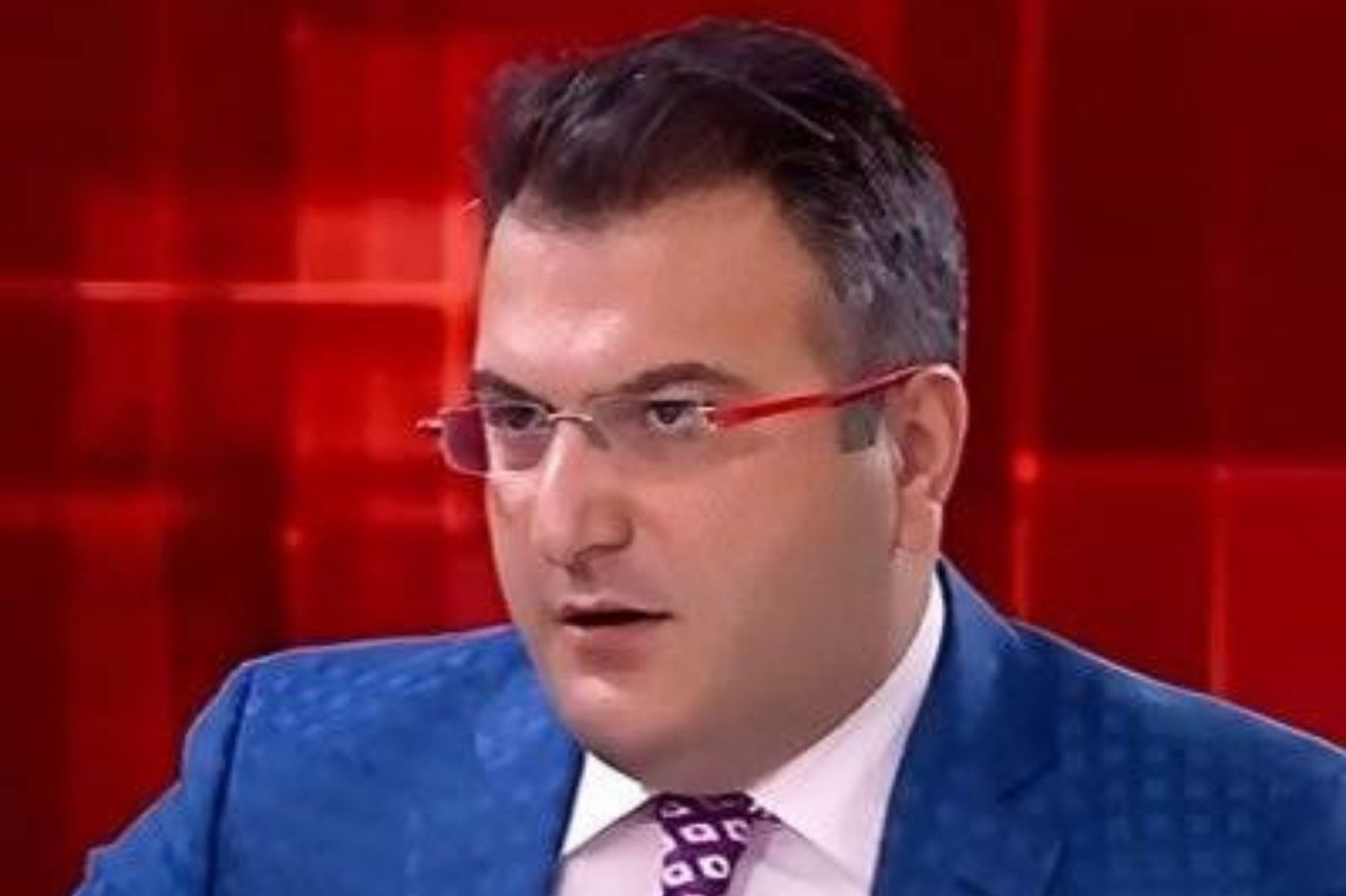 Gazeteci Cem Küçük tutuklama talebiyle mahkemeye sevk edildi