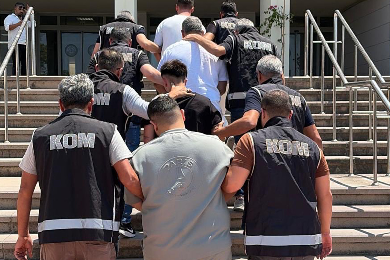 Muğla merkezli organize suç operasyonunda 2 şüpheli tutuklandı