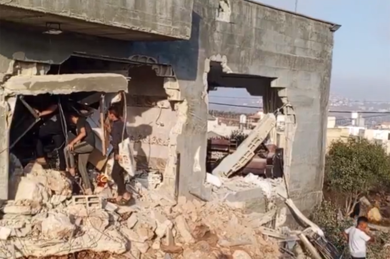 İşgalciler Nablus'ta bir Filistinliyi infaz etti