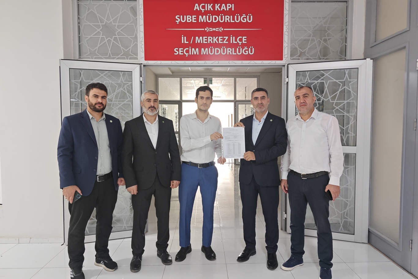 HÜDA PAR Bingöl İl Başkanı Butaku mazbatasını alarak göreve başladı