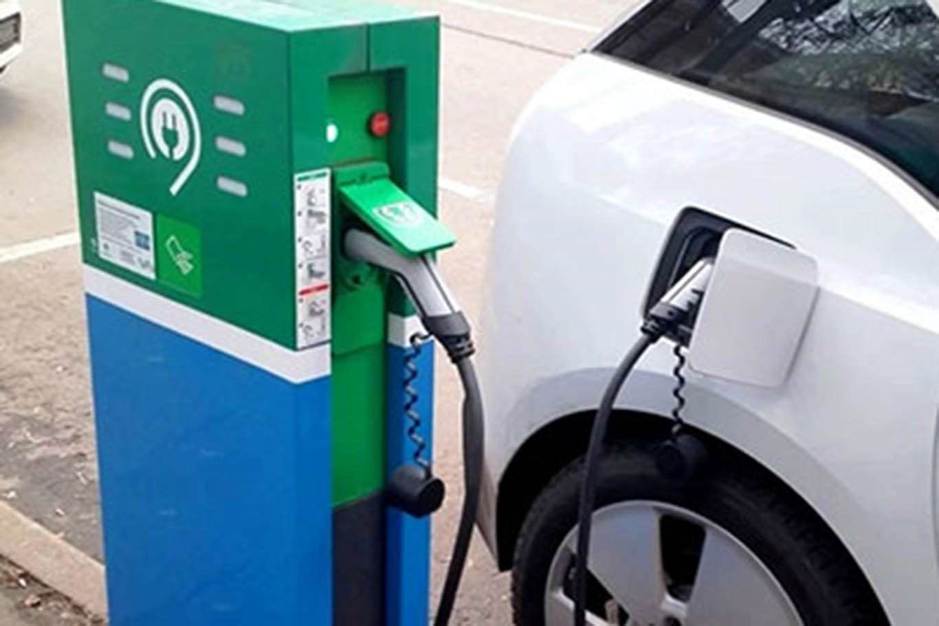 Türkiye’de elektrikli araç kullanımı artıyor: Şarj tüketimi 97 bin MWh’yi aştı