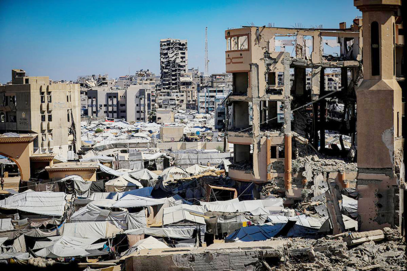 Gazze'de şehit sayısı 73 bin 919'a yükseldi