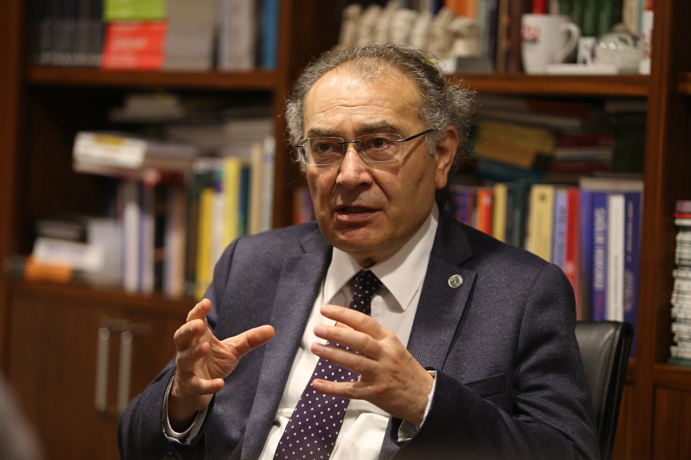 Prof. Dr. Tarhan: Güvenlik önlemlerinin yanı sıra gençlerin psikolojik ihtiyaçları da gözetilmeli