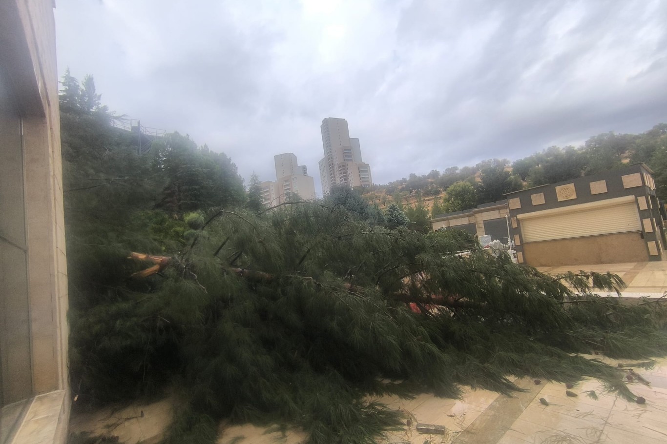 Mardin’de sağanak yağış hayatı olumsuz etkiledi