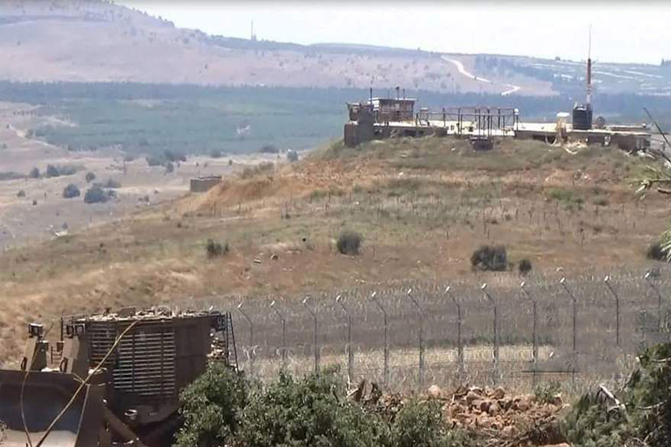 Siyonist işgalciler Kuneytra kırsalında köye baskın düzenledi