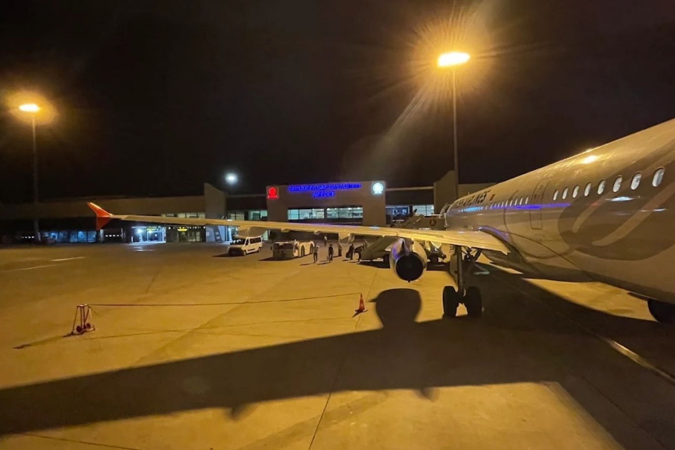 Şanlıurfa GAP Havalimanı hava trafiğine yeniden açıldı
