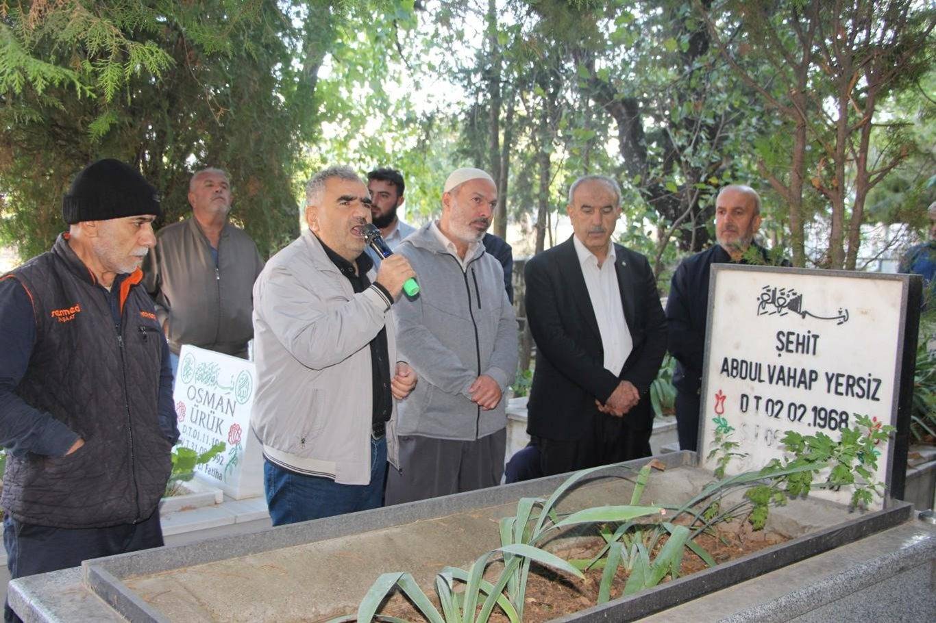 Şehadet mektebinin öğretmeni Abdulvahap Yersiz kabri başında yad edildi