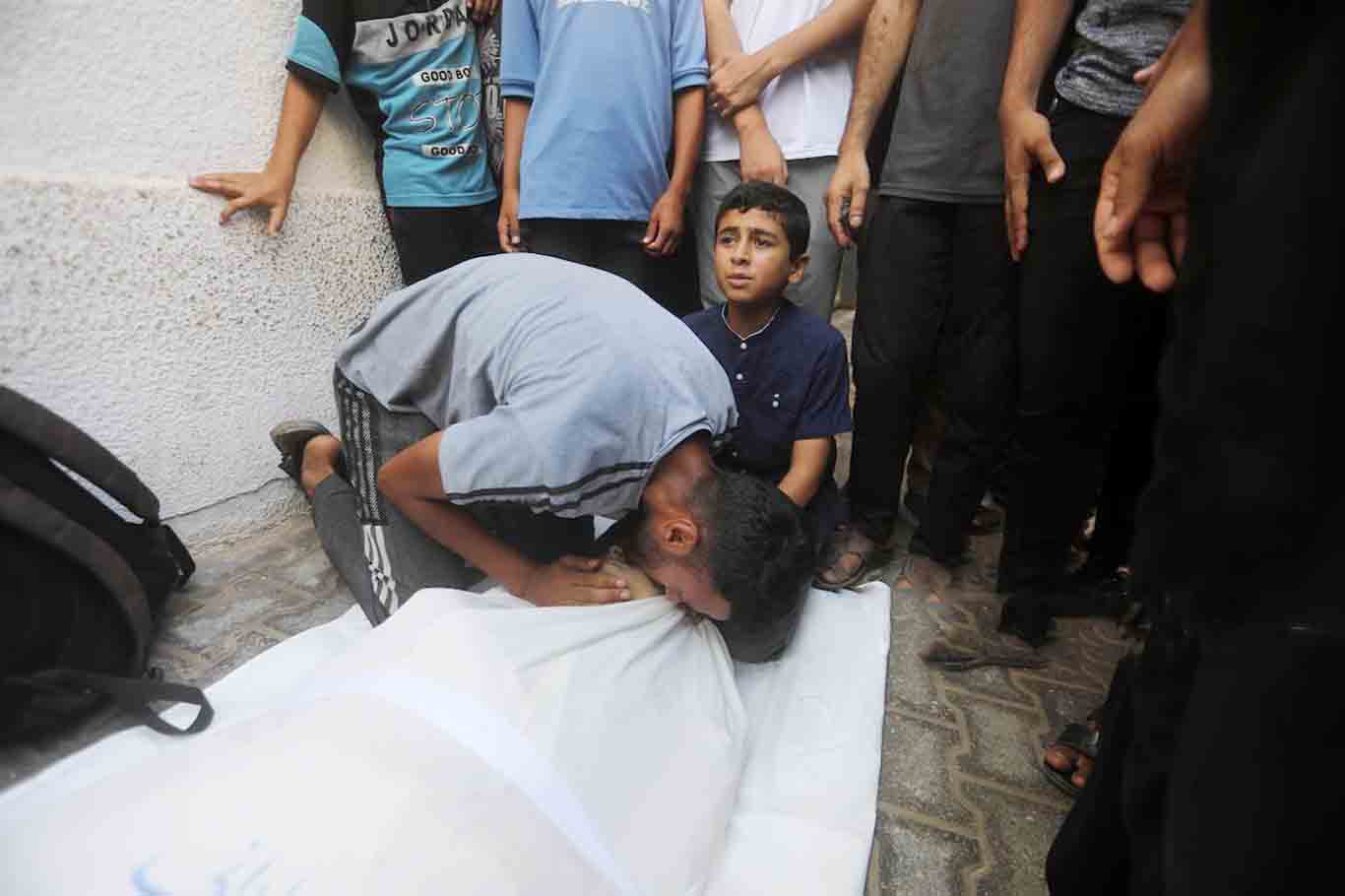 Gazze'de şehit sayısı 74 bin 250'ye yükseldi