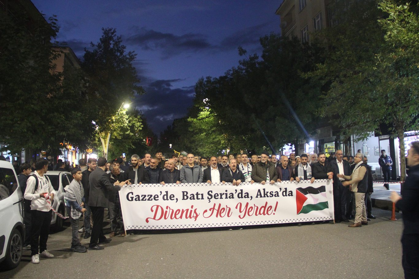 HAMAS yetkililerinden Yunus Ebu Cerrad Bingöl'de konuştu: Direniş, sadece askeri değil; iman ve Kur'an'la hazırlanmıştı