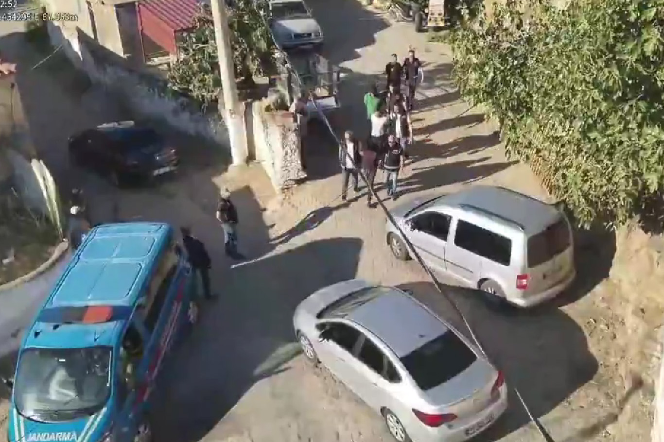 Aydın'da el yapımı patlayıcıyla düzenlenen saldırının şüphelilerinden 2'si tutuklandı