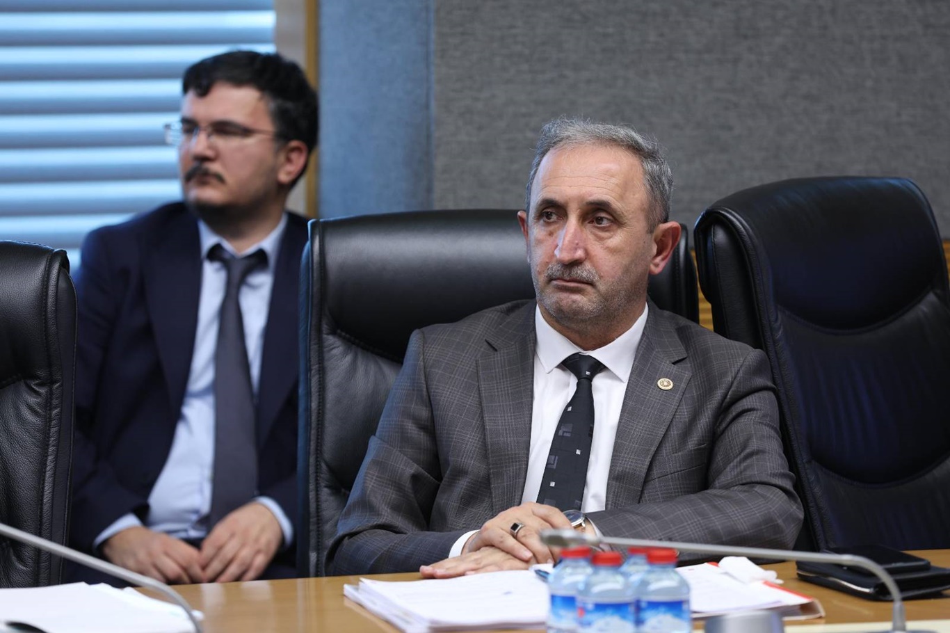 HÜDA PAR Milletvekili Demir: Canlı hayvan ithalatı hayvancılık sektörünü zayıflatıyor