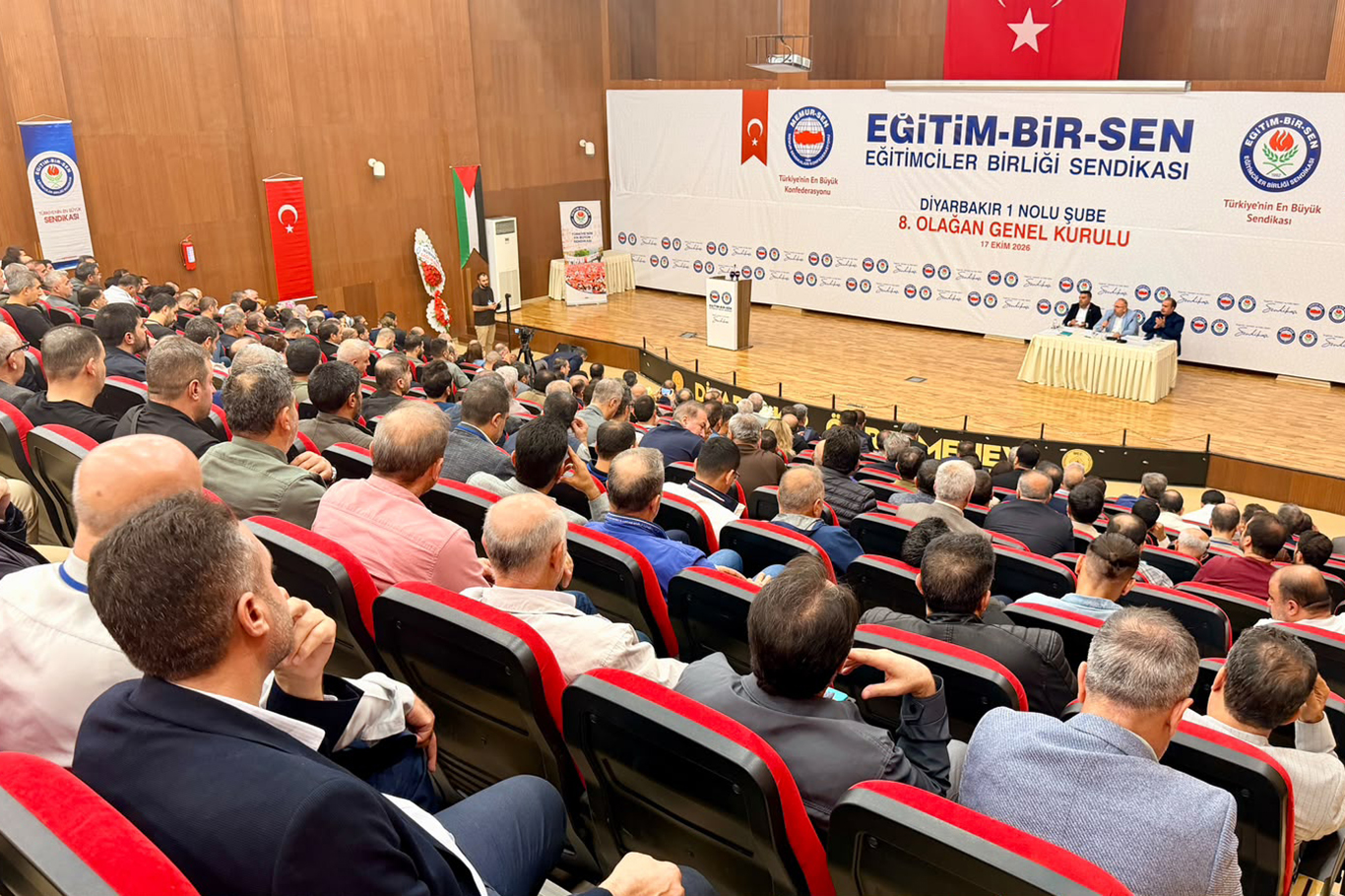Eğitim Bir-Sen Diyarbakır 1 nolu Şube Başkanı Tekdemir güven tazeledi
