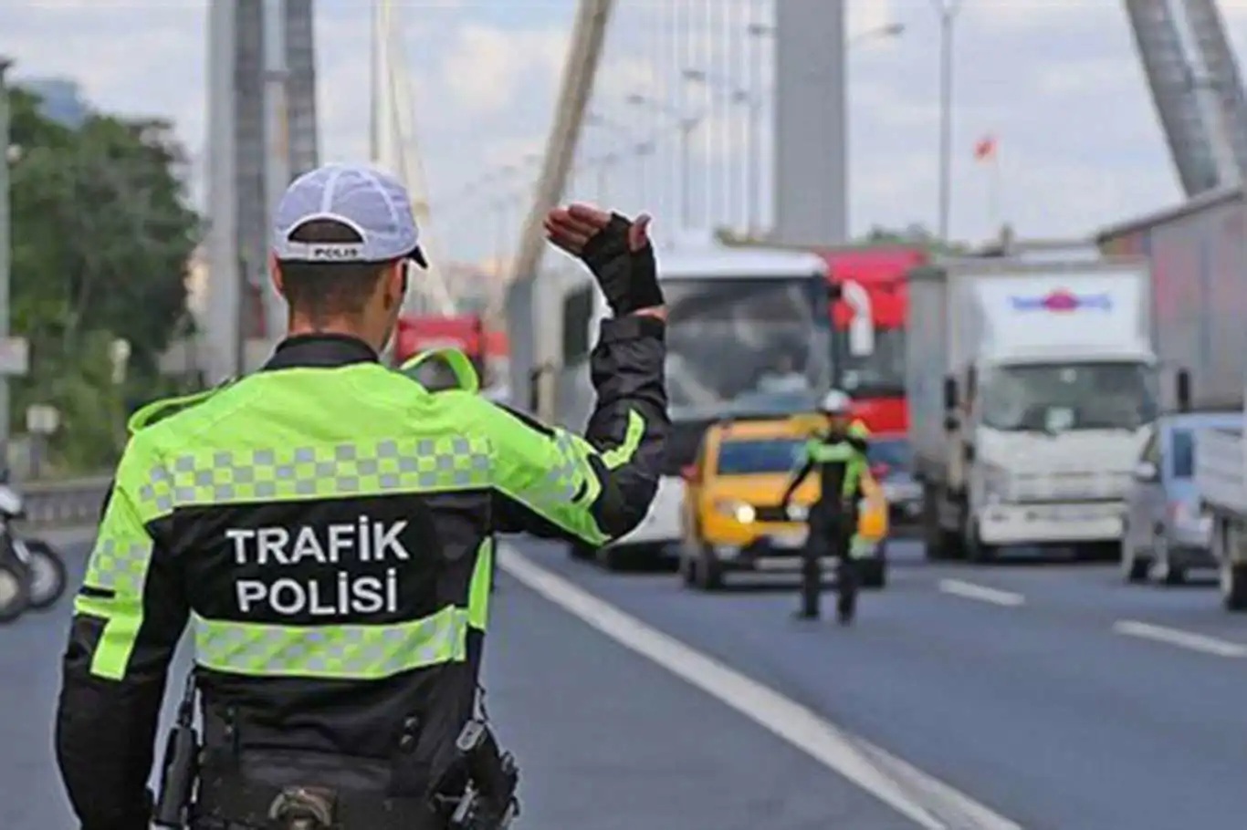 Cumhuriyet Bayramı kutlamaları nedeniyle bazı yollar trafiğe kapatılacak