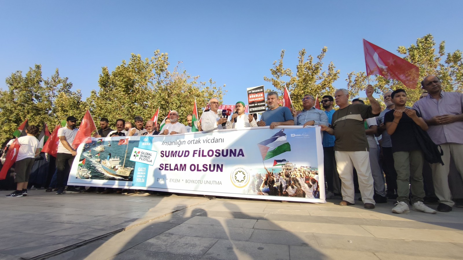 Şanlıurfa’dan ‘Sumud Filosu’na Destek Yürüyüşü;