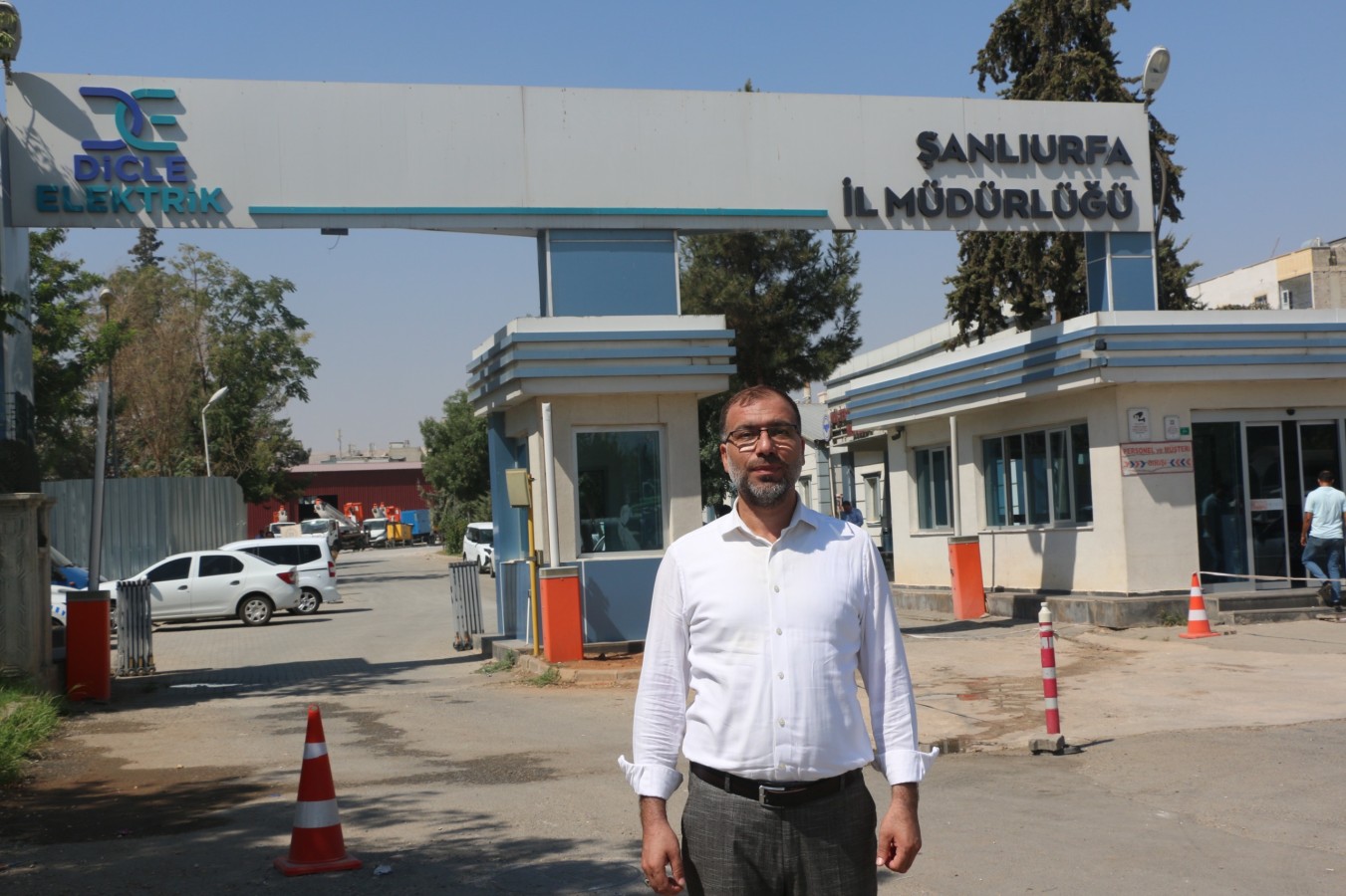 Başkan Polat, Şanlıurfa’daki elektrik çilesine dikkat çekti! "Elektrik karanlıkla değil, çözümle buluşmalı"
