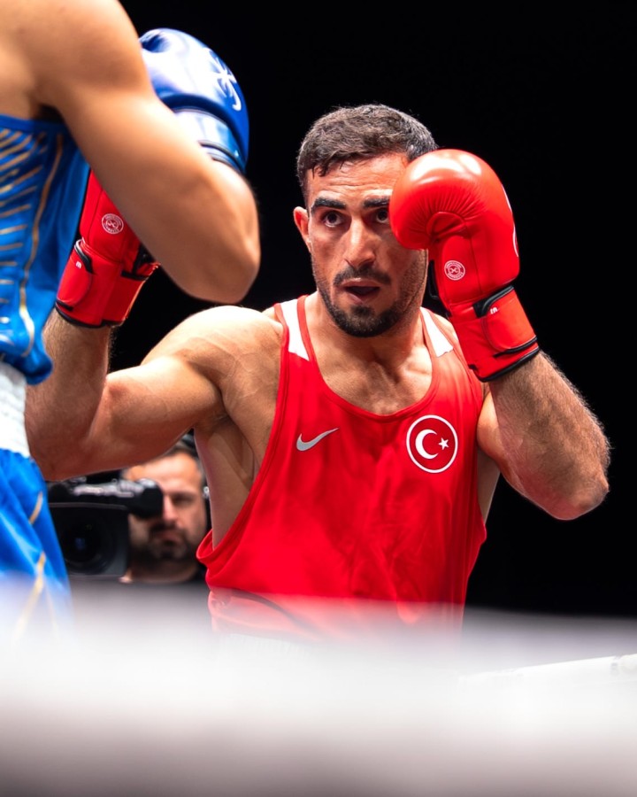 Emrah YAŞAR emin adımlarla ilerliyor;