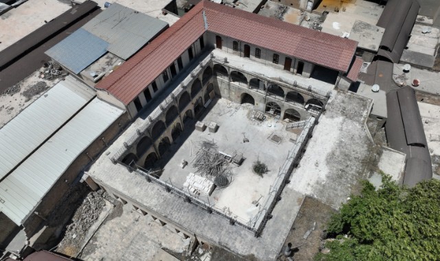 Büyükşehir Belediyesinden Restorasyon Çalışmaları