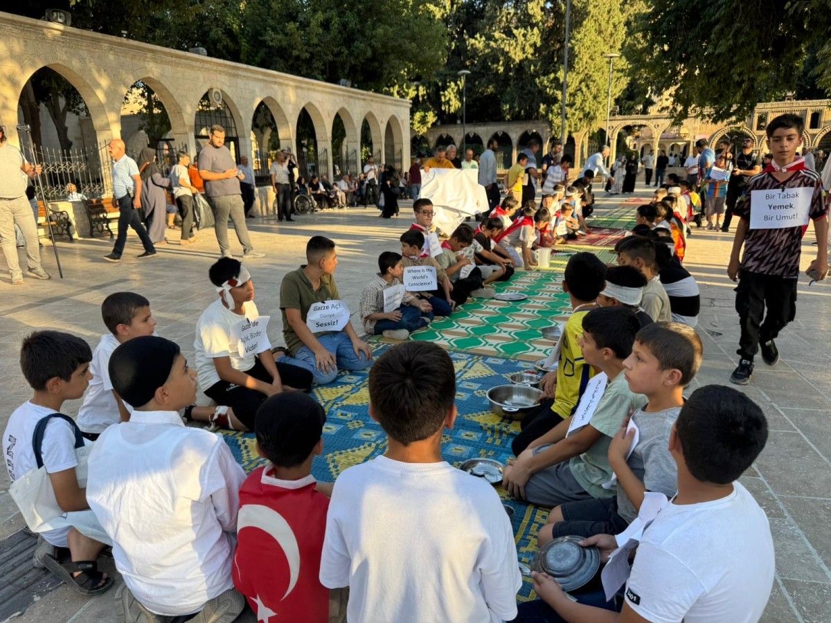 Şanlıurfa’da Gazze Çocukları İçin Lantart Etkinliği;