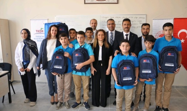 Güneyşehir Ortaokulu Öğrencilerine TKDK’dan Çanta ve Kırtasiye Desteği