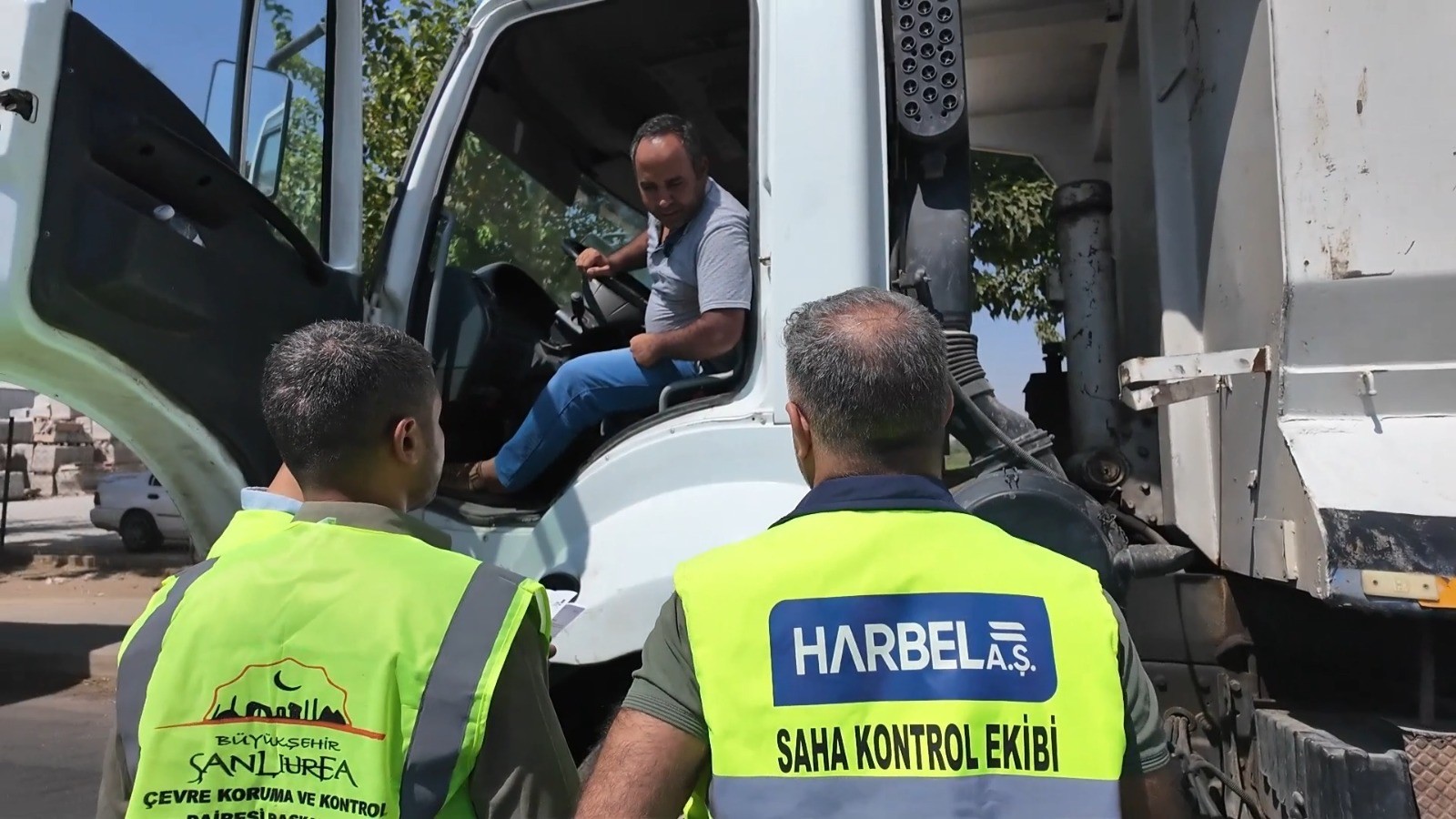 BÜYÜKŞEHİR’DEN ÇEVRE HASSASİYETİ ŞANLIURFA’DA HAFRİYAT DENETİMLERİ SIKILAŞTIRILDI;