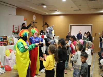 ÜYÜKŞEHİR BELEDİYESİ, LÖSEMİLİ MİNİK HASTALARI SEVİNDİRDİ